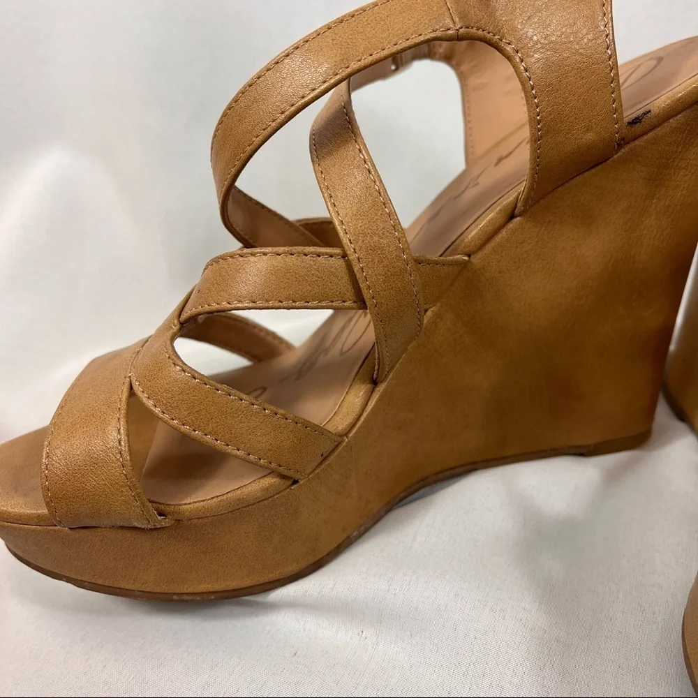 American Rag Arielle platform strappy slingback wedge faux leather Sz 7M
